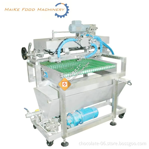 Chocolate Decorator for Cake